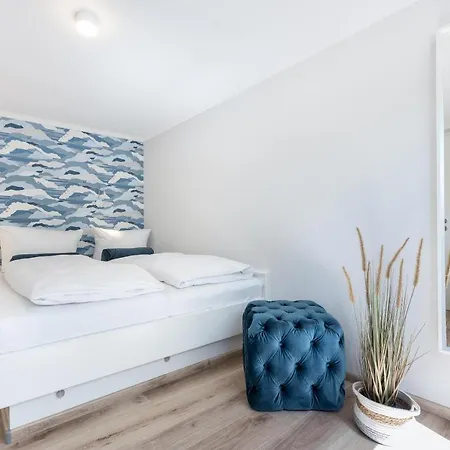 Haus Weissenburg, Whg Garten West *